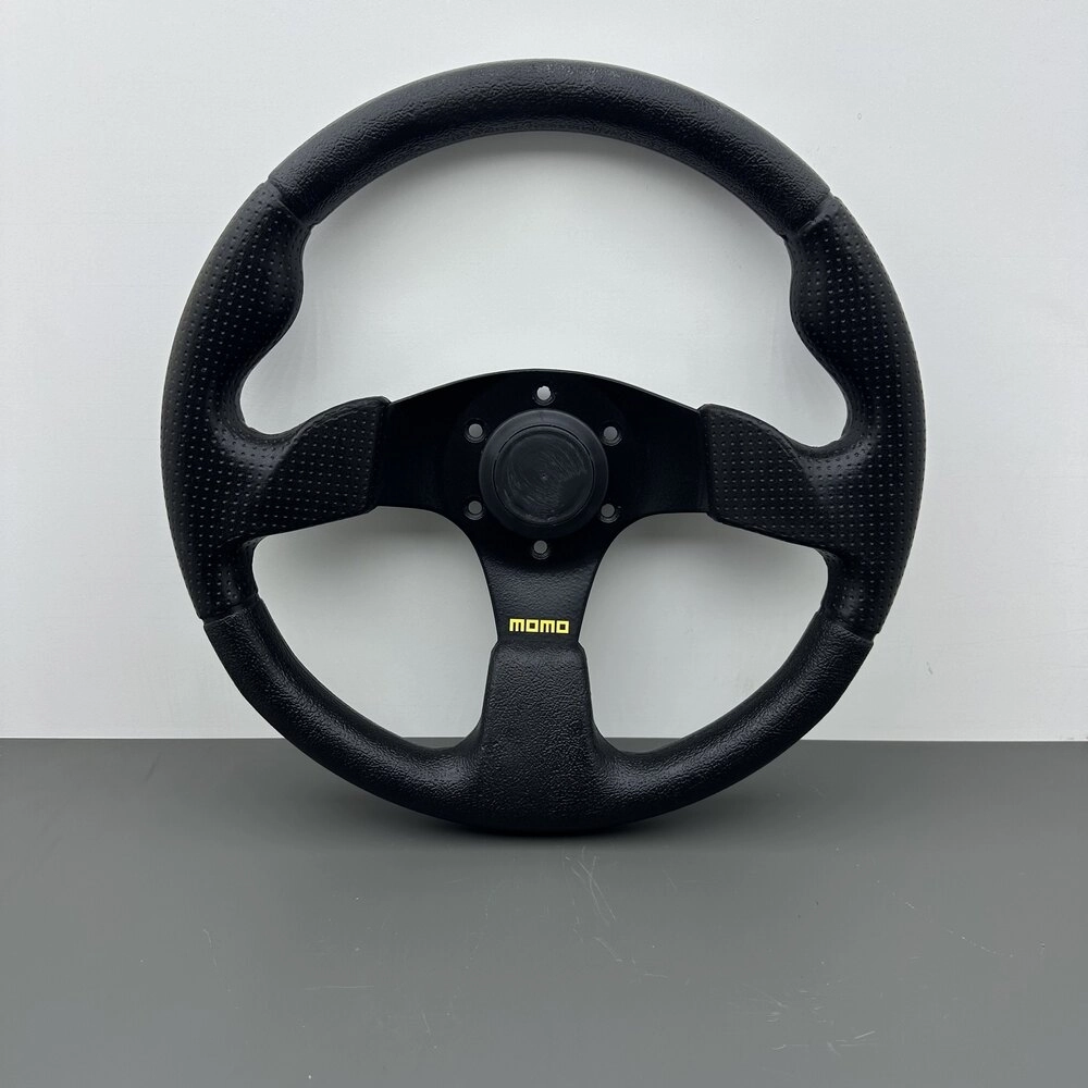Momo Direksiyon 32 CM & Oto Spor Direksiyon Ürünleri - ARABA
